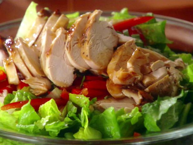 Chicken Saute Salad with Mango, Red Pepper and Wasabi Vinaigrette